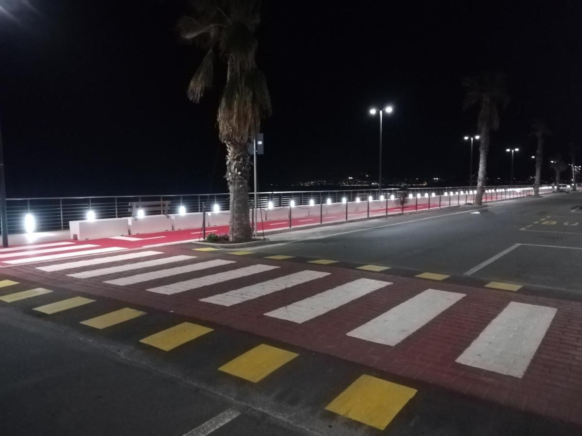 Le Case Del Sole Ventimiglia Exterior photo