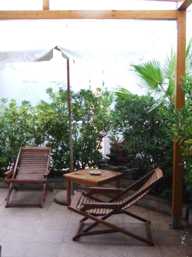 Le Case Del Sole Ventimiglia Exterior photo