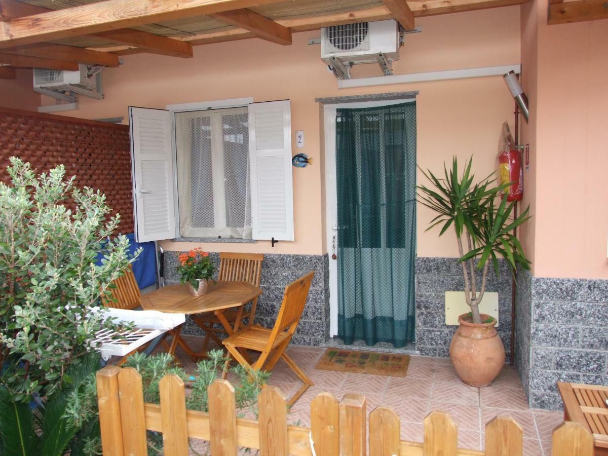 Le Case Del Sole Ventimiglia Exterior photo